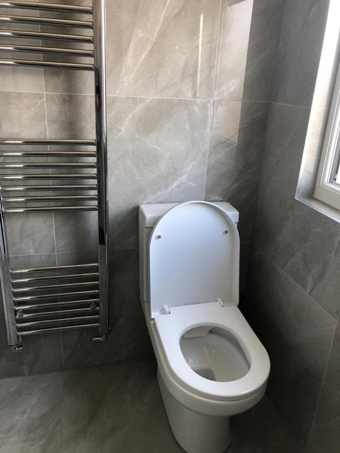 Rahal Ilford Apartment Bagian luar foto