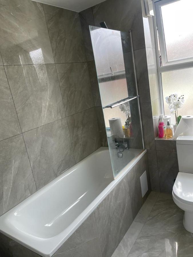 Rahal Ilford Apartment Bagian luar foto
